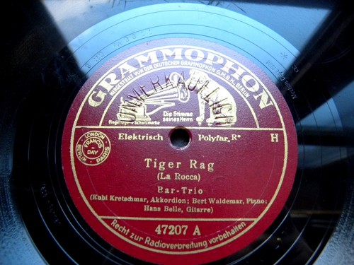 0058 bar trio tiger - 0058/, bar-trio-tiger