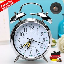 Analoger Doppelglocken-Wecker mit Nachtlicht Lauter Alarmton Retro Wecker Silber