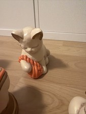KATZE MIT WOLLKNÄUL - Gräfin