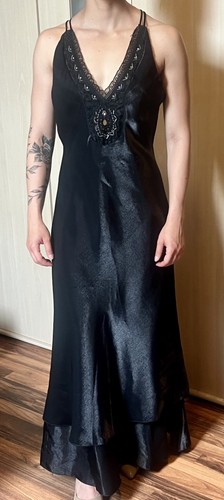 Elegantes abendkleid mit - elegantes,