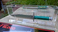 Rambo Messer First Blood Part 1  Jagdmesser mit Messer Ständer/Vitrine