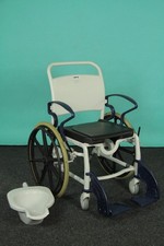 Dusch-Toilettenrollstuhl