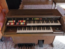 hammond orgel gebraucht ... inkl. rollsystem und hocker