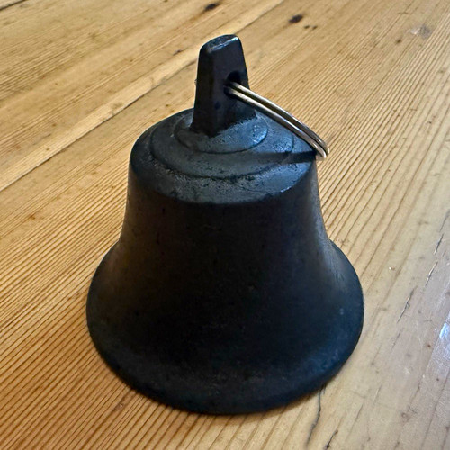 Kleine metallglocke glocke - metallglocke,
