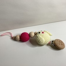 S092 Knuffel TWD - Schnullerkette - Holz - Küken - Stricktier - Baby - Neu