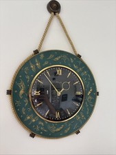 Kienzle mit Kordel Wanduhr Maritim Alt Vintage, Quarz Uhr 25/28cm Messing (W037)