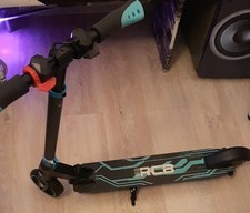 RCB R15 250W E-Scooter 20km/h Bis 16Km Kinderroller Für 8-12 Jahren Kinder