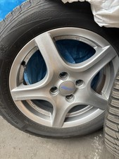 Alufelgensatz mit Winterreifen für Smart