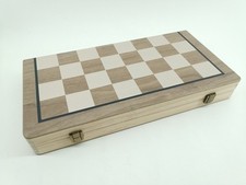 Schachspiel aus erstklassigem Holz zusammenklappbar magnetisch B-Ware