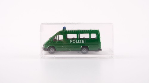 Revell 83710 ford transit - h0,