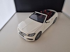 1:18 ISCALE MERCEDES C-KLASSE CABRIO A205 DIAMANTWEISS AMG-PAKET
