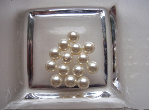 Swarovski crystal pearls - crystal,