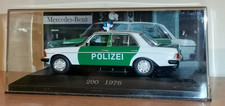 Modellauto De Agostini  Mercedes Benz 200 1976 Polizei  1:43 in PC Vitrine.