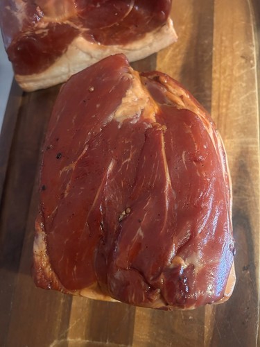 Schinkenspeck über buche - schinkenspeck,