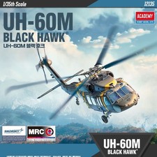 Academy 12135 _V 1/35 UH-60M