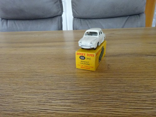 Dinky 24e 524 renault dauphine - dinky, 24e/524