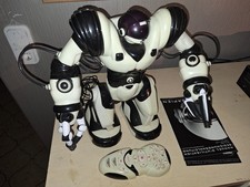WowWee Robosapien sprechender humanoider Roboter m. Fernbedienung und Anleitung,