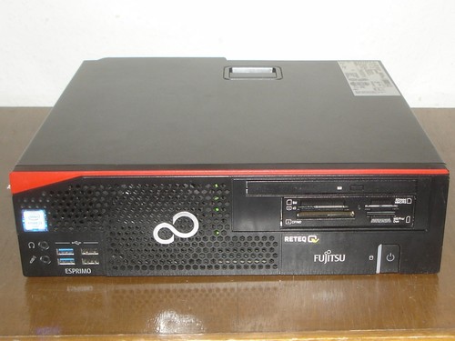 Fujitsu esprimo d556 ssf - fujitsu,