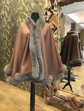 CAPE PONCHO HELLBRAUN UMHANG STOLA MIT FUCHS PELZ PELZ CAPE PELZ STOLA мыс 開普敦