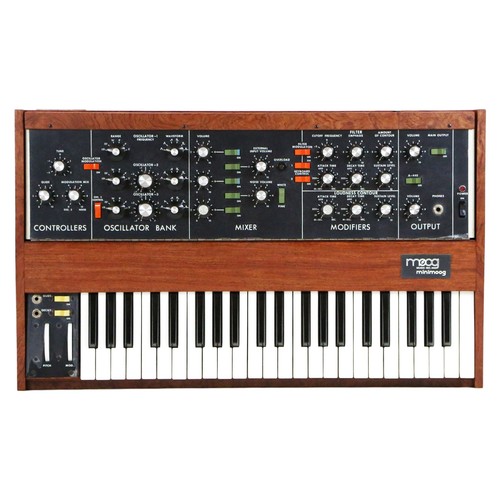 Moog minimoog model d - minimoog,