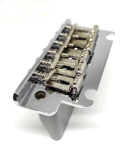 Fender stratocaster vibrato - fender,