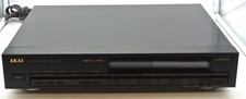 Akai quartz synthesizer - at,