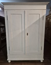 Antiker Schrank Weichholz