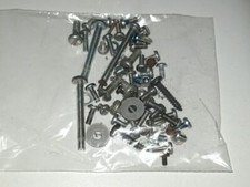 Kleinstteile (Schrauben) aus Uher Variocord SG 521 Tonbandmaschine