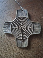 Metall / Bronze(?) Kreuz