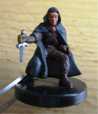 ►HALFLING SNEAK ►19 C FIGUR ►UNDERDARK 2005 WIZARDS ►D&D MINIATURES PATHFINDER