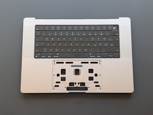 Original apple macbook pro - original,