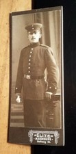 Stehender soldat uniform - in,