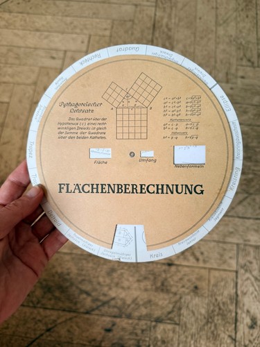 Rechenscheibe zur