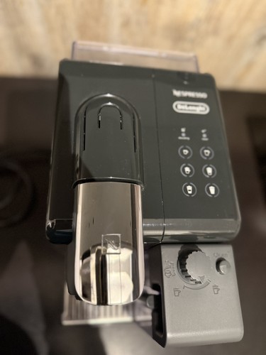 Longhi nespresso lattissima - de'longhi,