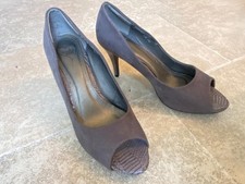 Klassische  High Heel Peep Toe Pumps von FINISH THE LOOK in Größe EU 43