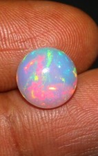 Runder Opal Edelstein 9 mm