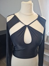 Twinset 2 Teiler, Langarmiges Oberteil mit Cutouts  Und Rock GR. M