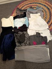 Gut erhaltene Damenkleidung!/ Paket/Größe XS/S/M/14 Teile