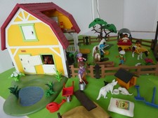 Playmobil: Reiterhof / Ponyhof mit Ponykutsche + 4 Ponys und Zaun (5222-A /2012)