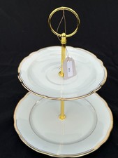 Etagere aus Omas Sammeltasse