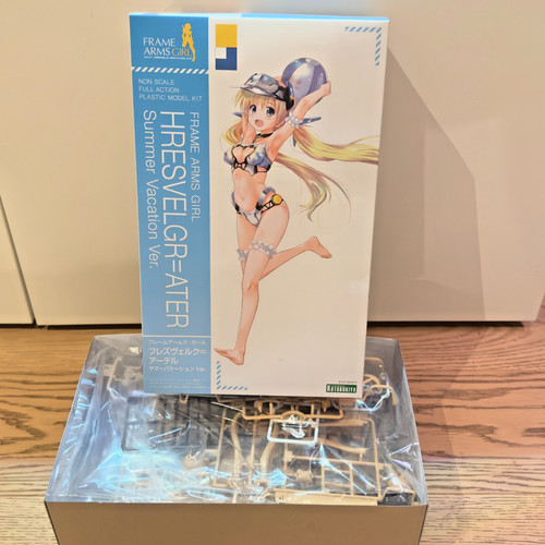 Kotobukiya model kits - kotobukiya,