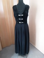 schwarzes langes zeitloses