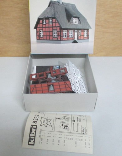 Kibri 8232 reetdachhaus - h0,