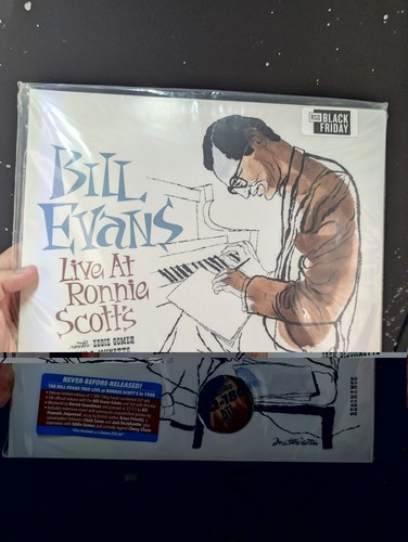 Bill evans live at - evans,