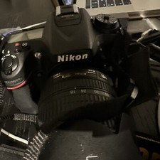 Nikon D7100 24.1 SLR - Kit Nikkor DX 18-105mm Profi Digital Spiegelreflexkamera