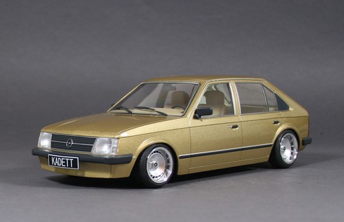 Opel kadett goldmetallic - kadett, d