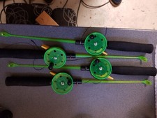 4 Kompakte Eisangelrute mit Rolle + Blinker Set.