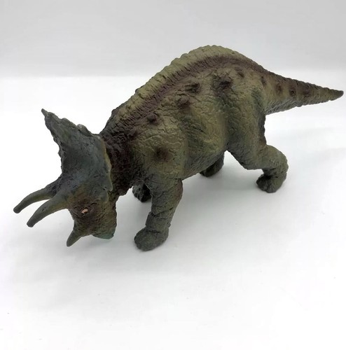 Schleich 16406 triceratops - schleich,