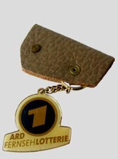 Alter Anhänger mit Mäppchen