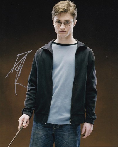 Daniel radcliffe signed - radcliffe,